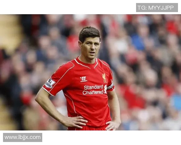 足球球星亲自揭秘职业生涯背后的训练故事与成长心路