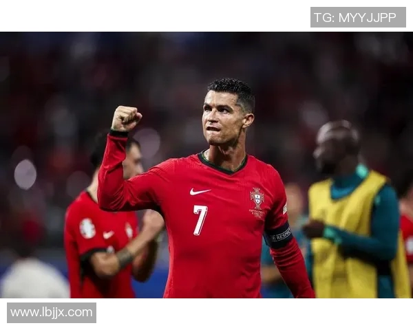 足球百大球星第54位:这位传奇巨星如何影响世界足坛历史的进程